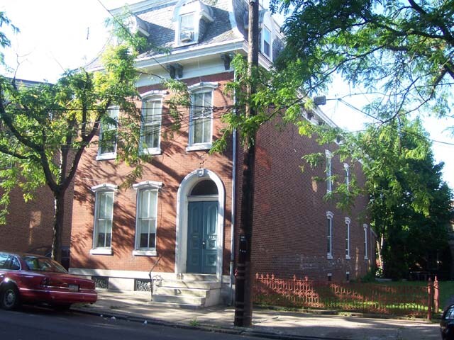 Primary Photo - 110 King St