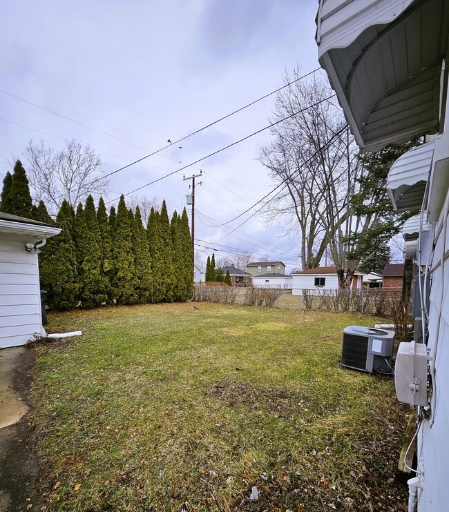 Foto del edificio - 17637 Prospect St