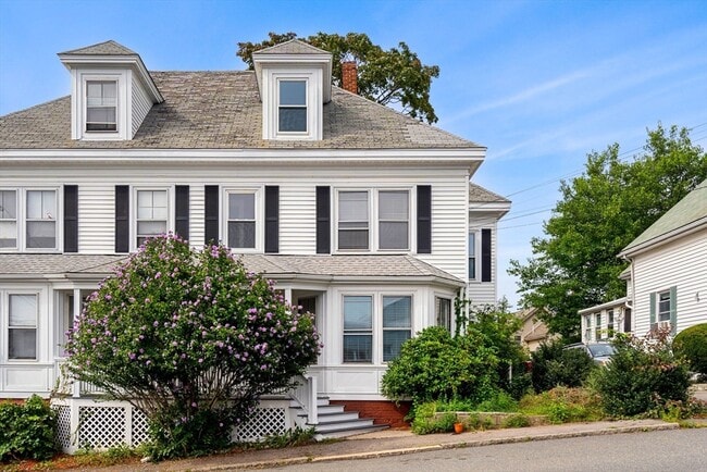 Building Photo - 36 Gardner St