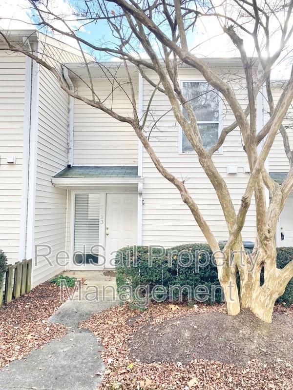 Foto del edificio - 3823 Staffordshire Ln