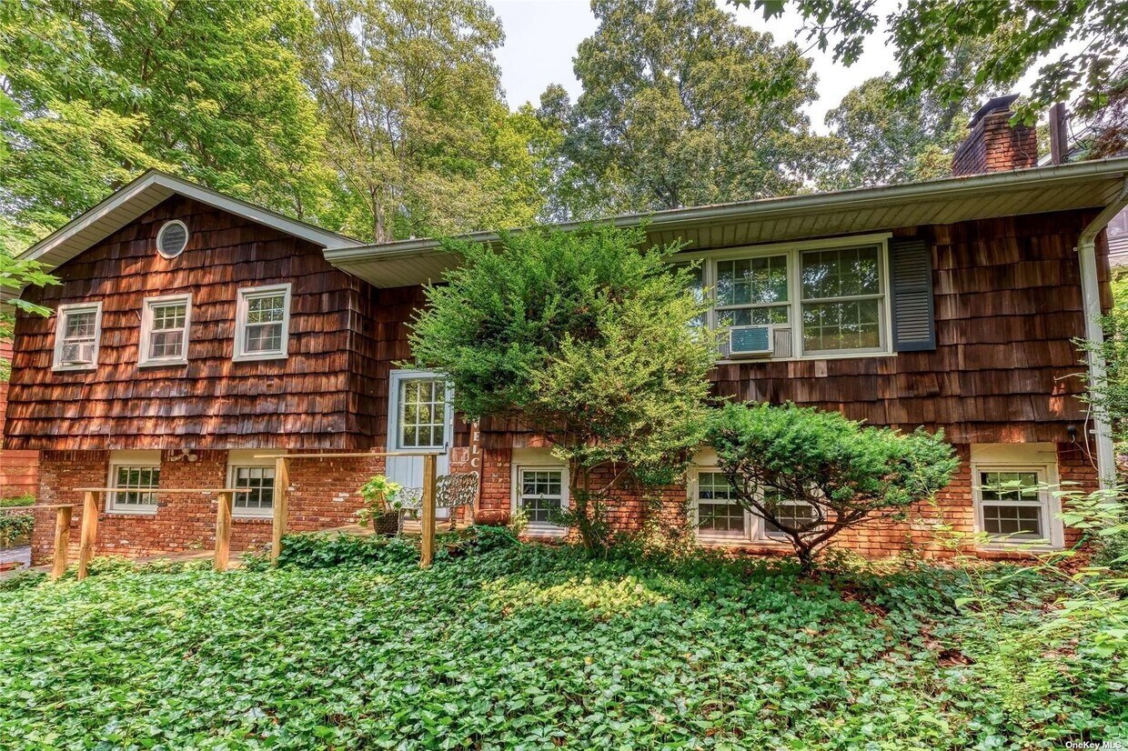 232 Norwood Ave, Northport, NY 11768 House Rental in Northport, NY