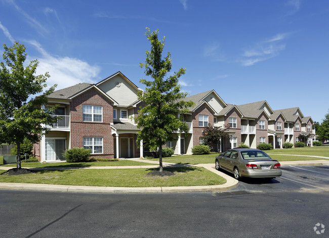 Stately exteriors! - Southwind Lakes Apartments