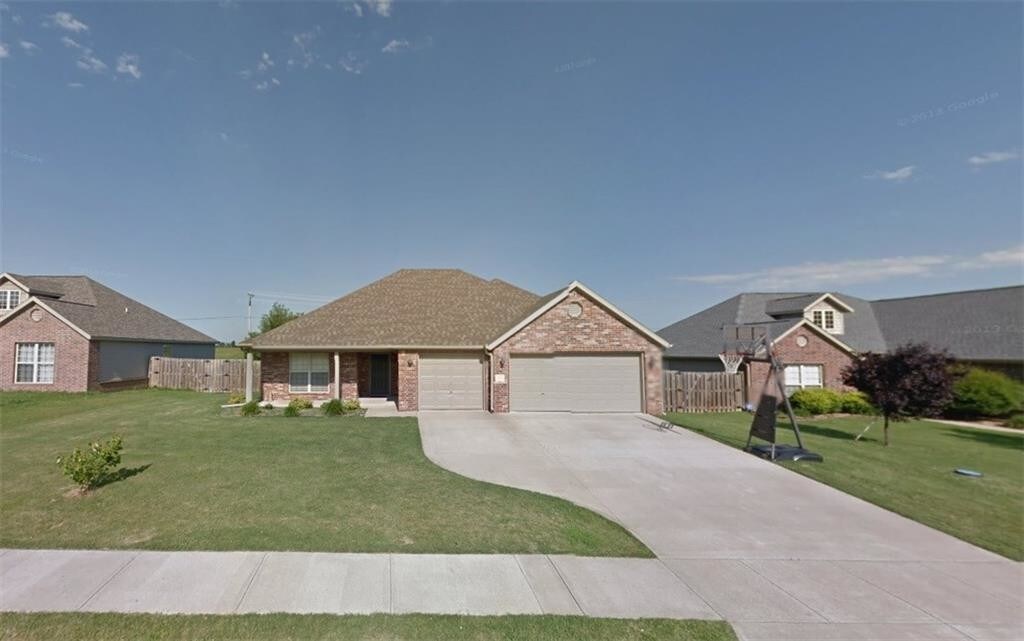 Primary Photo - 593 N Fox Meadows Ln