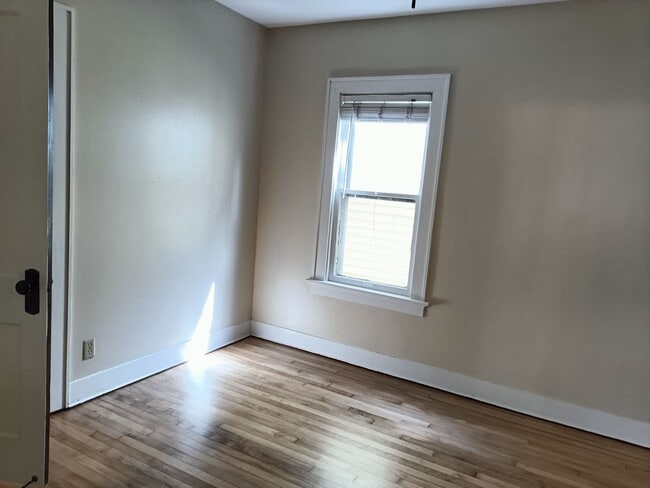 Foto del edificio - 2353-2355-2355 S Williams St