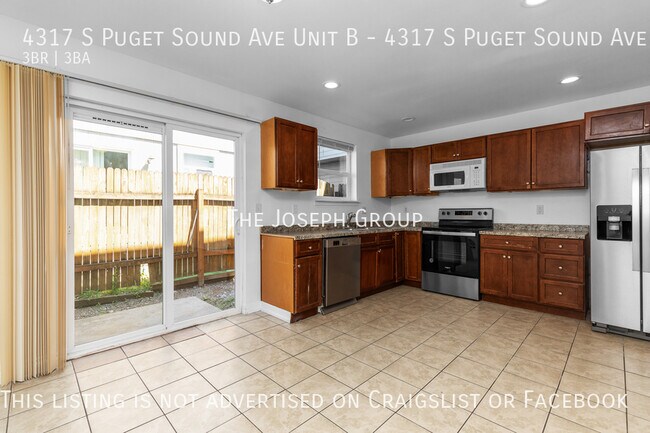 Building Photo - Roomy 3 bed/2.5 bath in Tacoma