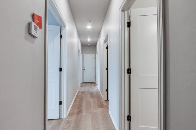 Foto del edificio - 4 East