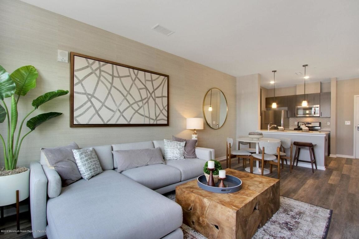 Foto principal - 1101 Schindler Drive