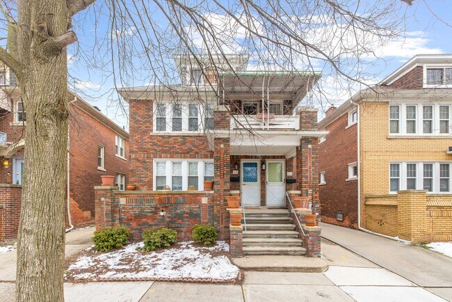 Foto del edificio - 966 Beaconsfield Ave