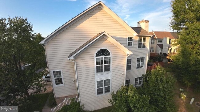 Foto del edificio - 46740 Graham Cove Square