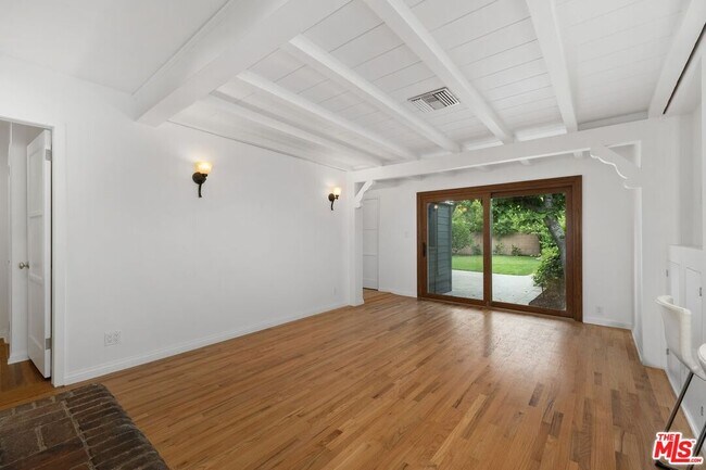 Building Photo - 5346 Natick Ave