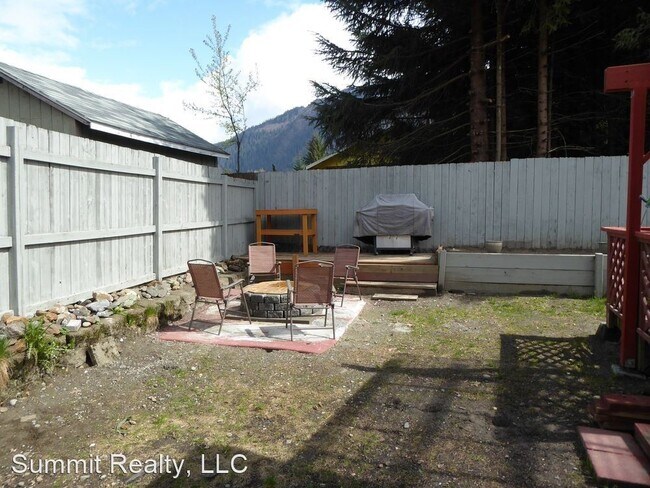 Foto del edificio - 3 br, 2.5 bath House - 3376 Park Place
