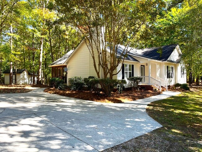 Building Photo - 763 Southwick Ave