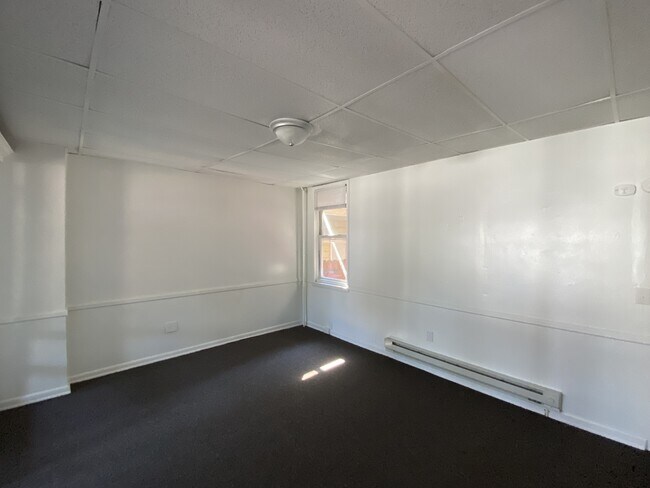Foto del edificio - 334 W Princess St