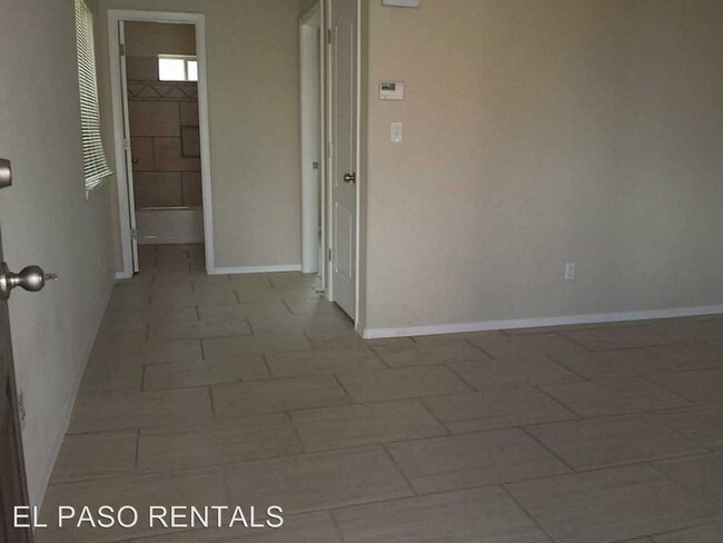 Building Photo - 5904 Cielo de Oro Pl