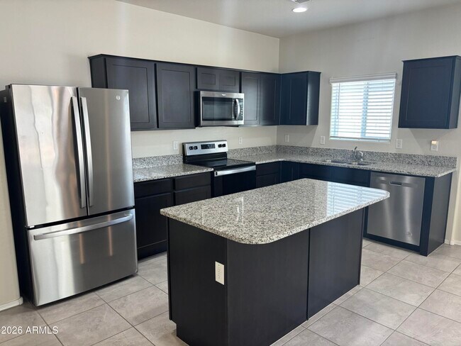 Building Photo - 35 N 187th Dr