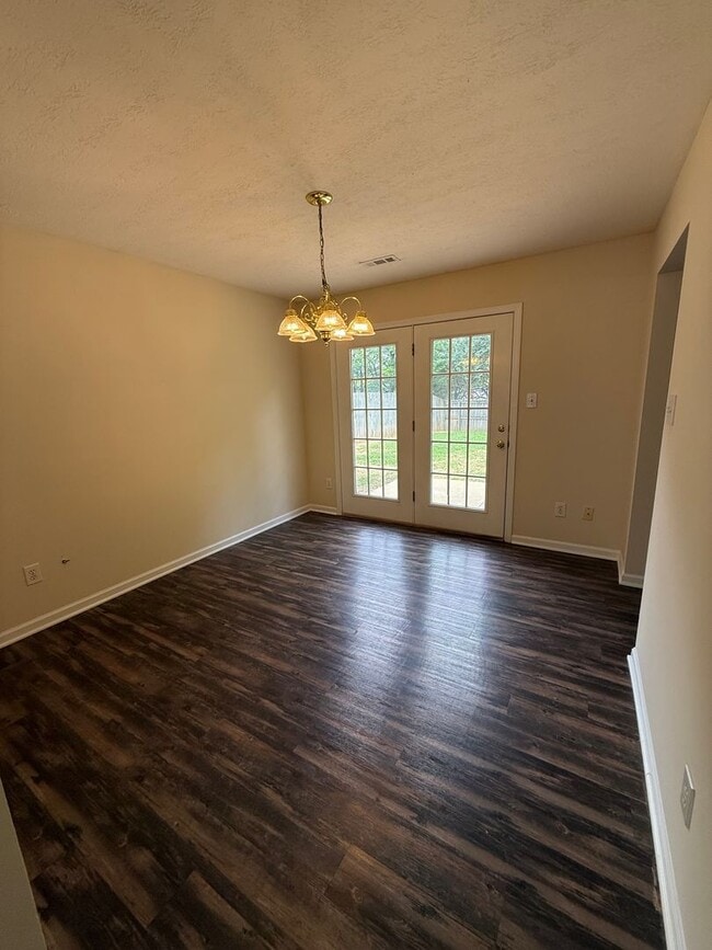 Photo - Lovely 4 Bedroom 2.5 Bath Home in convenient West Knox location
