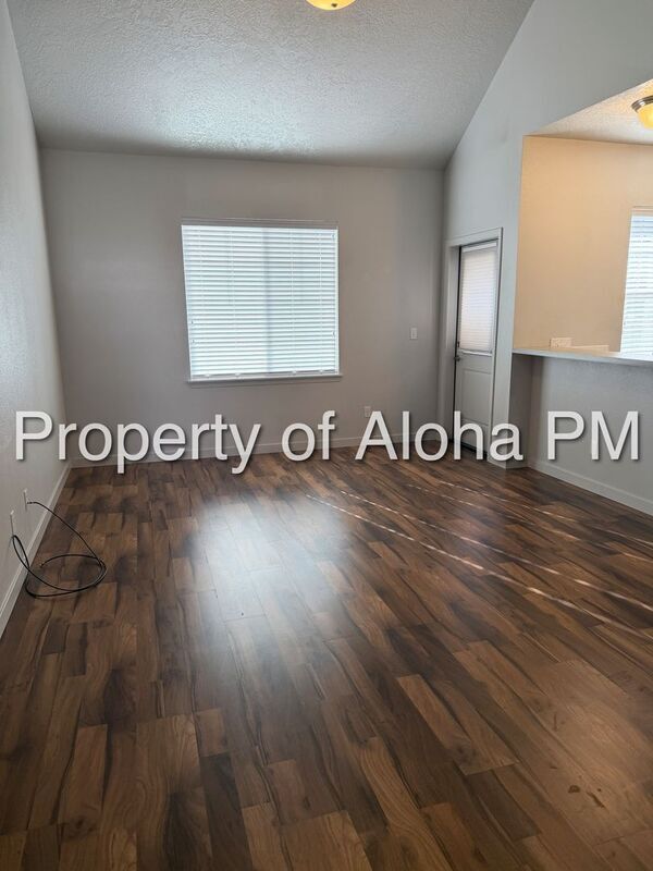 Foto del edificio - 12600 W Ustick Rd