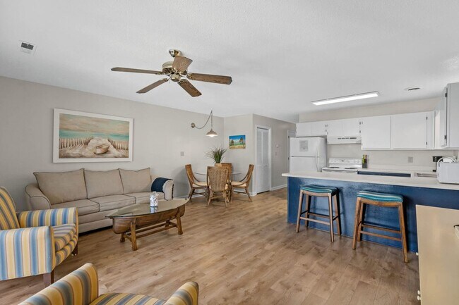 Foto del edificio - ***Seasonal rental with all utilities avai...