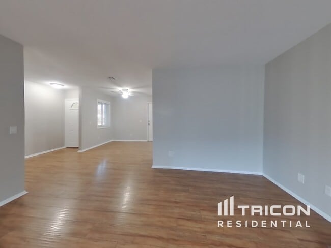 Building Photo - 14316 Cholla Dr