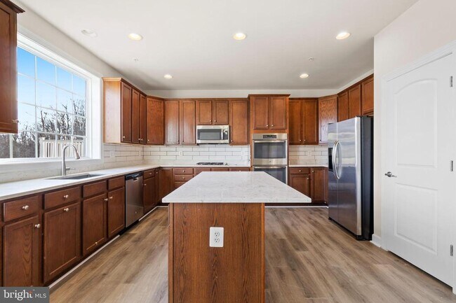 Building Photo - 4010 Crathie Ln
