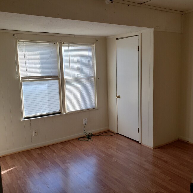Foto del edificio - 312 Fowzer St