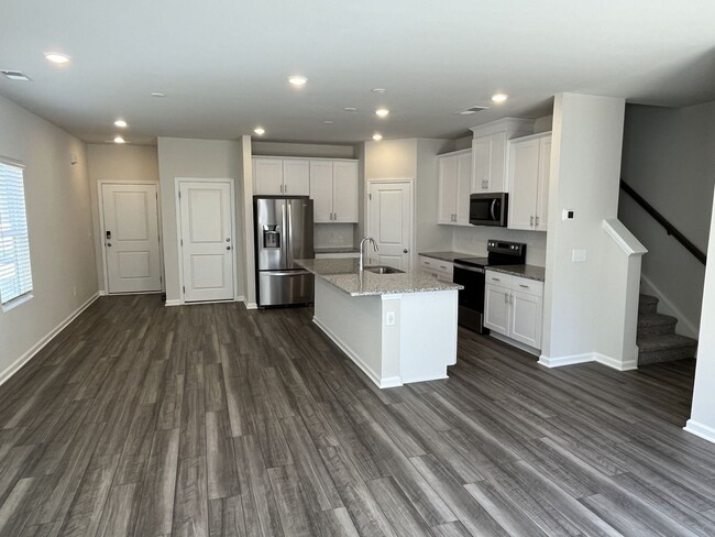 Foto del edificio - Newer 3 Bed Townhome in Kannapolis