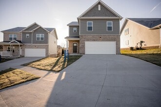 Building Photo - 924 Camden Ct