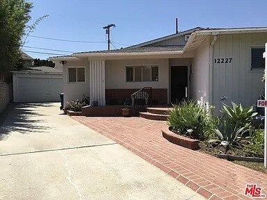 Foto del edificio - 12227 Everglade St