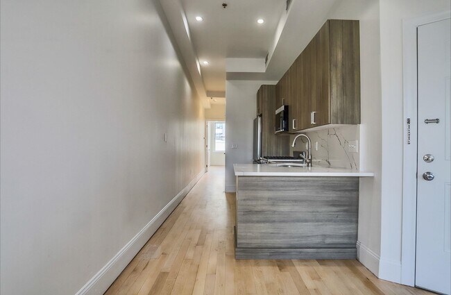 Foto del edificio - 301 Madison St