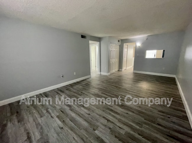 Building Photo - 5305 N Boulevard