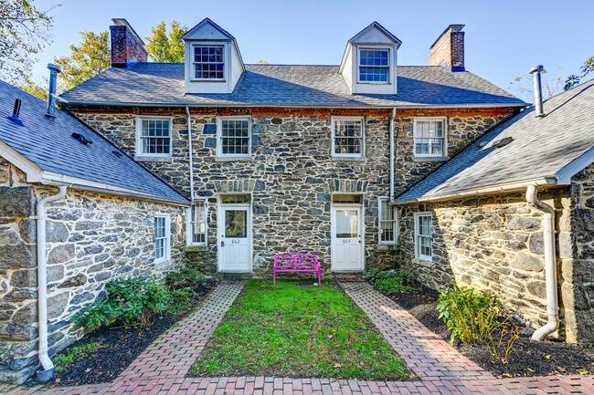 Photo - 802 Oella Ave House