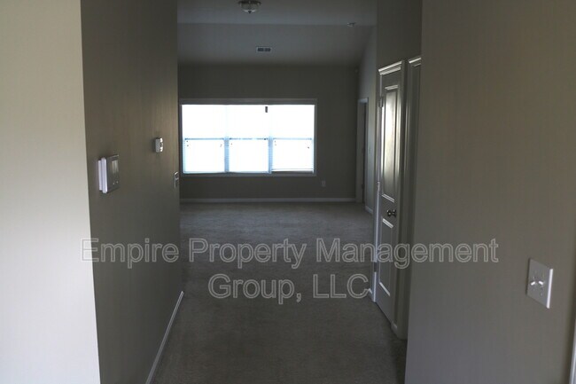 Foto del edificio - 316 Peppercorn Ln