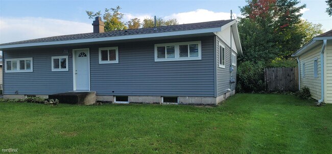 Building Photo - 3 br, 1 bath House - 551 W Franklin Ave