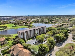 Building Photo - 3300 W Rolling Hills Cir