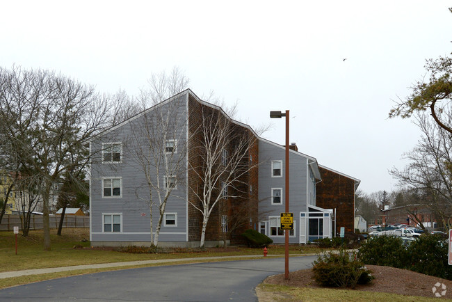 Building Photo - Mill Pond