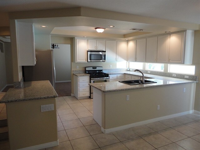 Building Photo - 8205 Mountain Heather Court