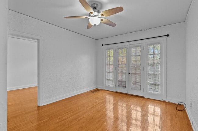 Foto del edificio - 7336-104 Forsyth