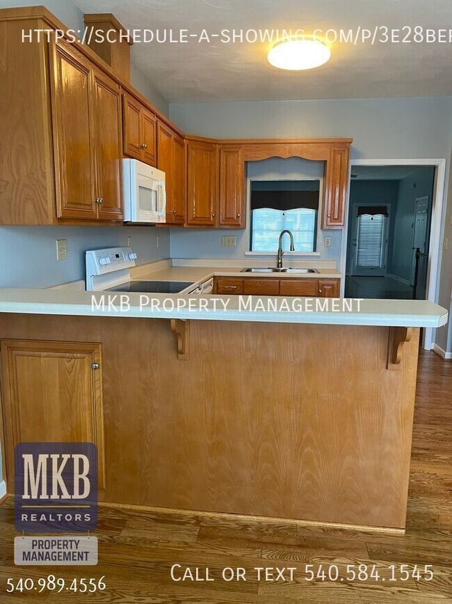 Foto del edificio - 5502 S Village Dr