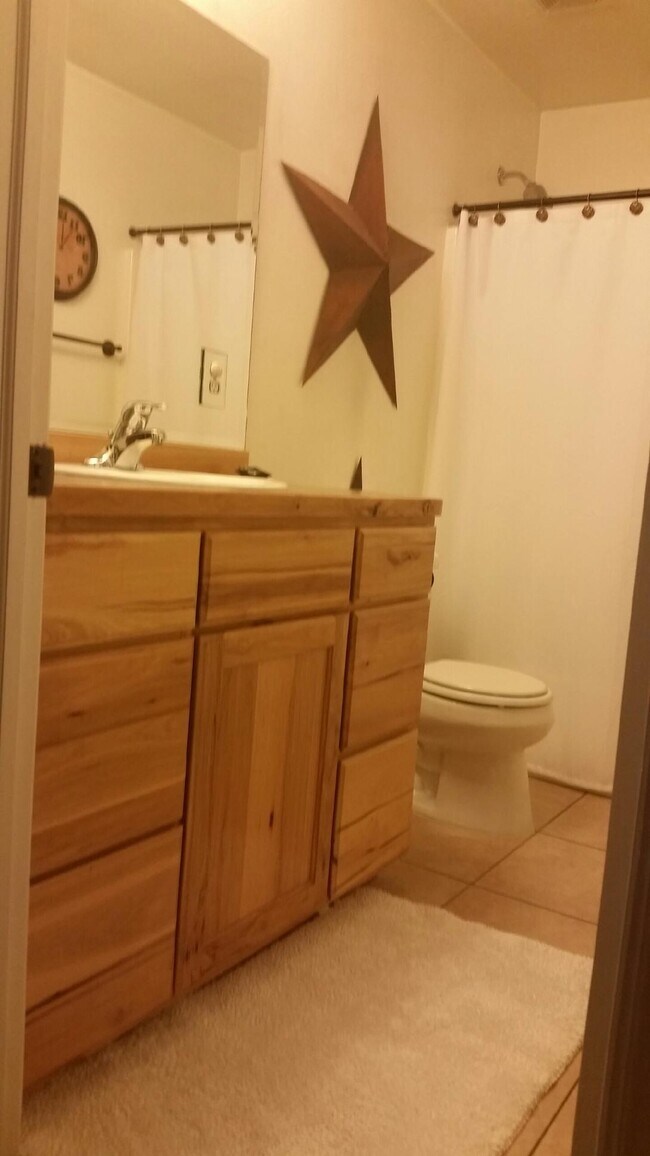 Foto del edificio - 5294 Bridle Cir