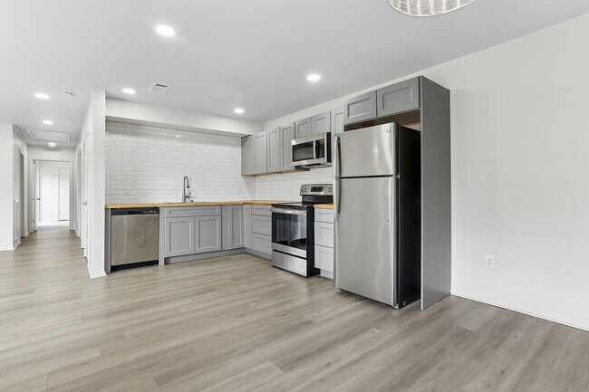 Foto del edificio - 5122 Blair Ln