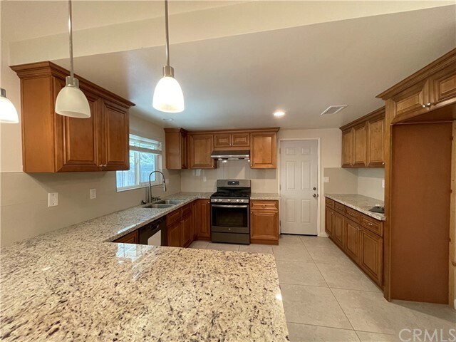 Building Photo - 21517 Pathfinder Rd