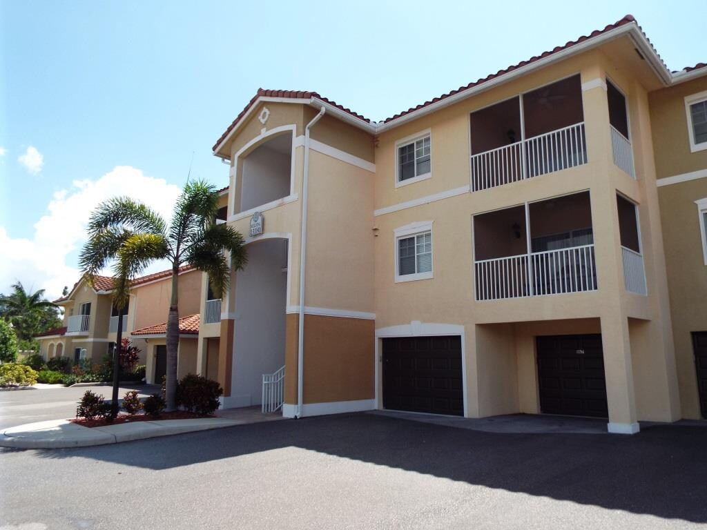 13180 Bella Casa Cir Unit 274, Fort Myers, FL 33966 Condo for Rent in