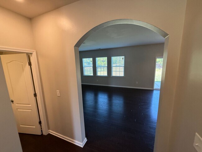 Foto del edificio - Beautiful Home in Steele Creek!