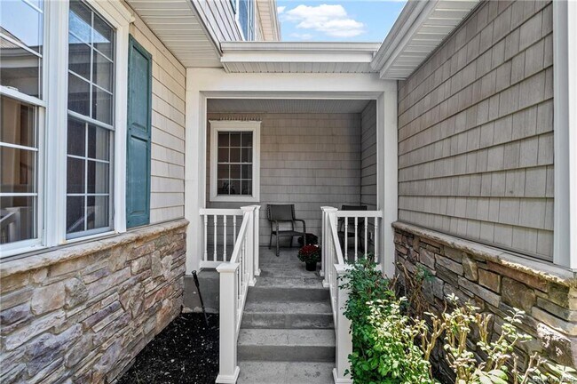 Foto del edificio - 46 Pinehurst Cir
