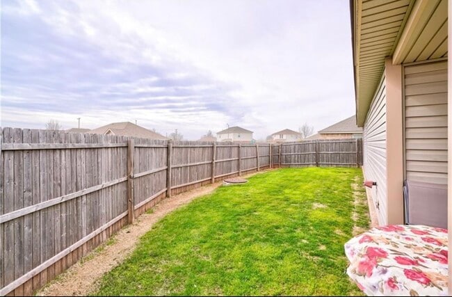 Building Photo - 6141 Courtyards Ct