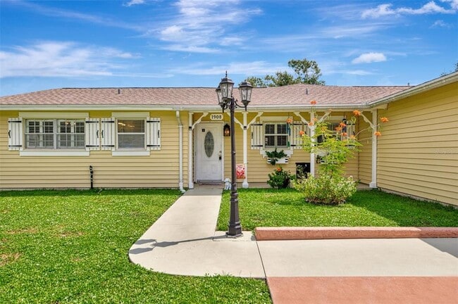 Building Photo - 1908 N Brink Ave