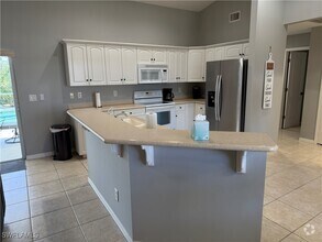 Building Photo - 1804 NW 20th Pl