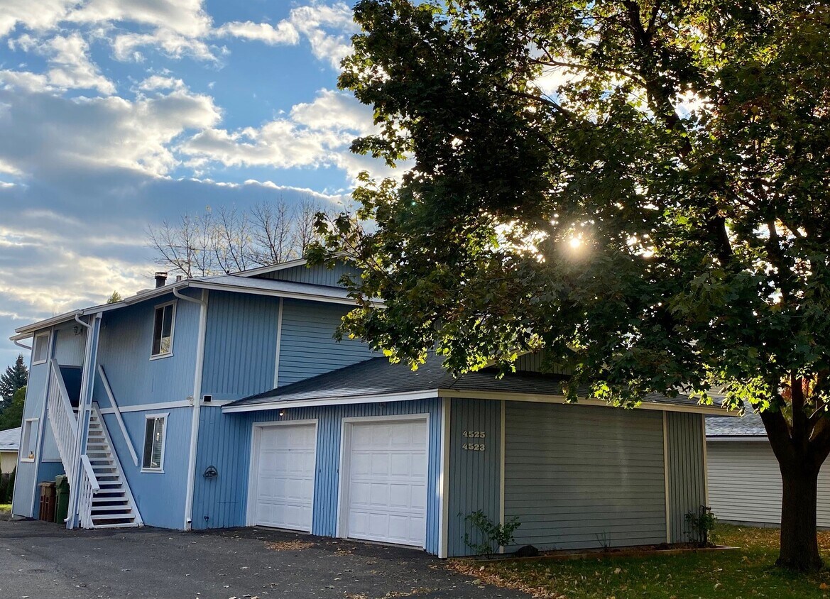 4525 S Donald Ct, Spokane, WA 99223 Townhouse for Rent in Spokane, WA