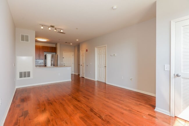 The Brownstones At Englewood South - The Brownstones At Englewood South Apartment