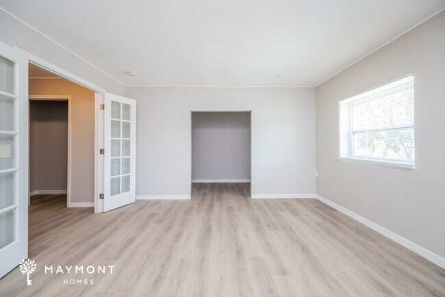 Foto del edificio - 513 Pine Ln